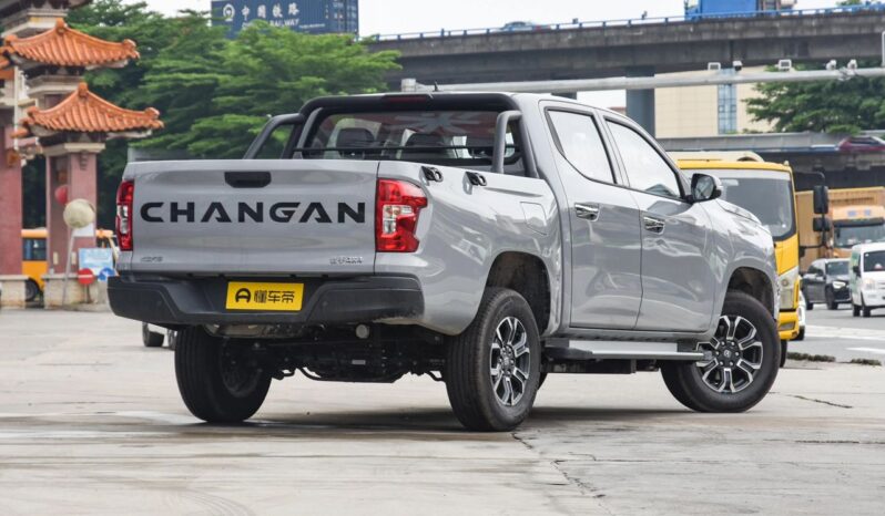 
								2025 Changan Hunter Plug AWD full									