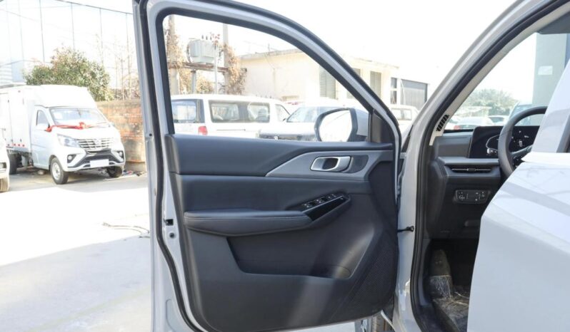 
								2025 Changan Hunter Plug AWD full									