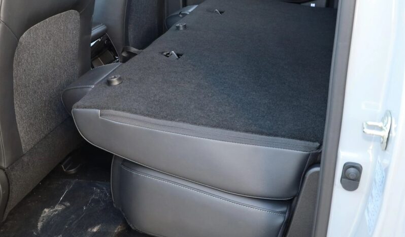 
								2025 Changan Hunter Plug AWD full									