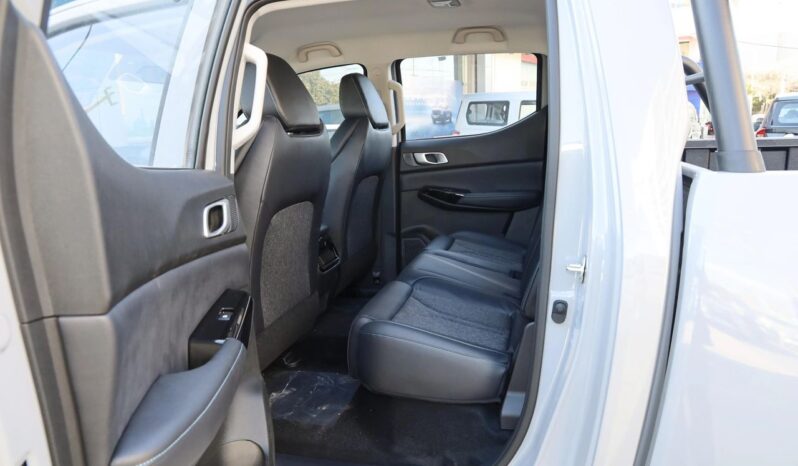 
								2025 Changan Hunter Plug AWD full									