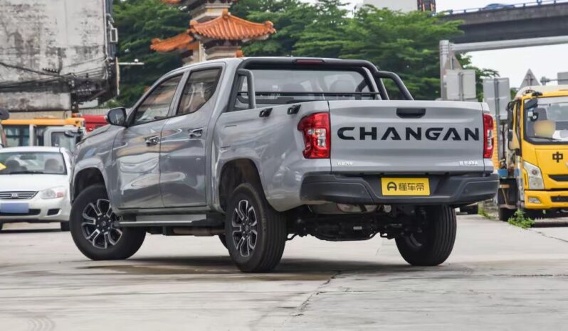 
								2025 Changan Hunter Plug AWD full									